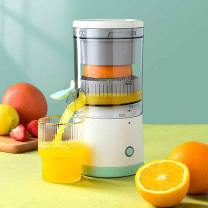 Carry-along USB Port Mini Electric Rechargeable Blender